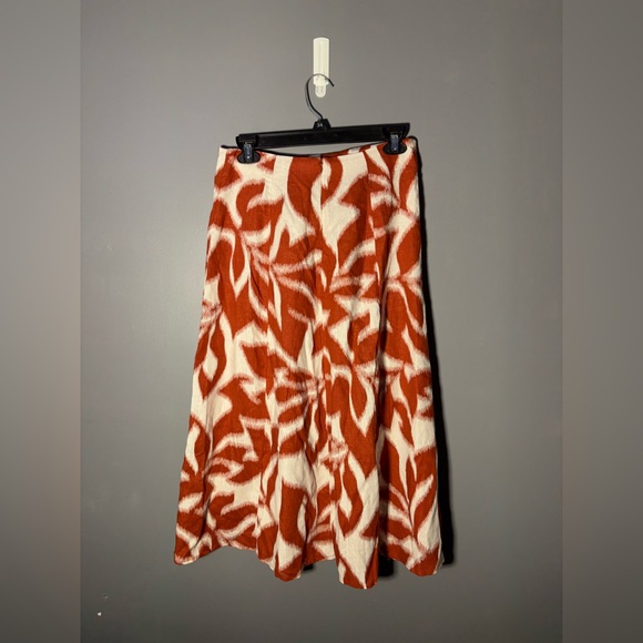 Banana Republic Linen Blend Tulip Midi Skirt Size 6P - Picture 3 of 7